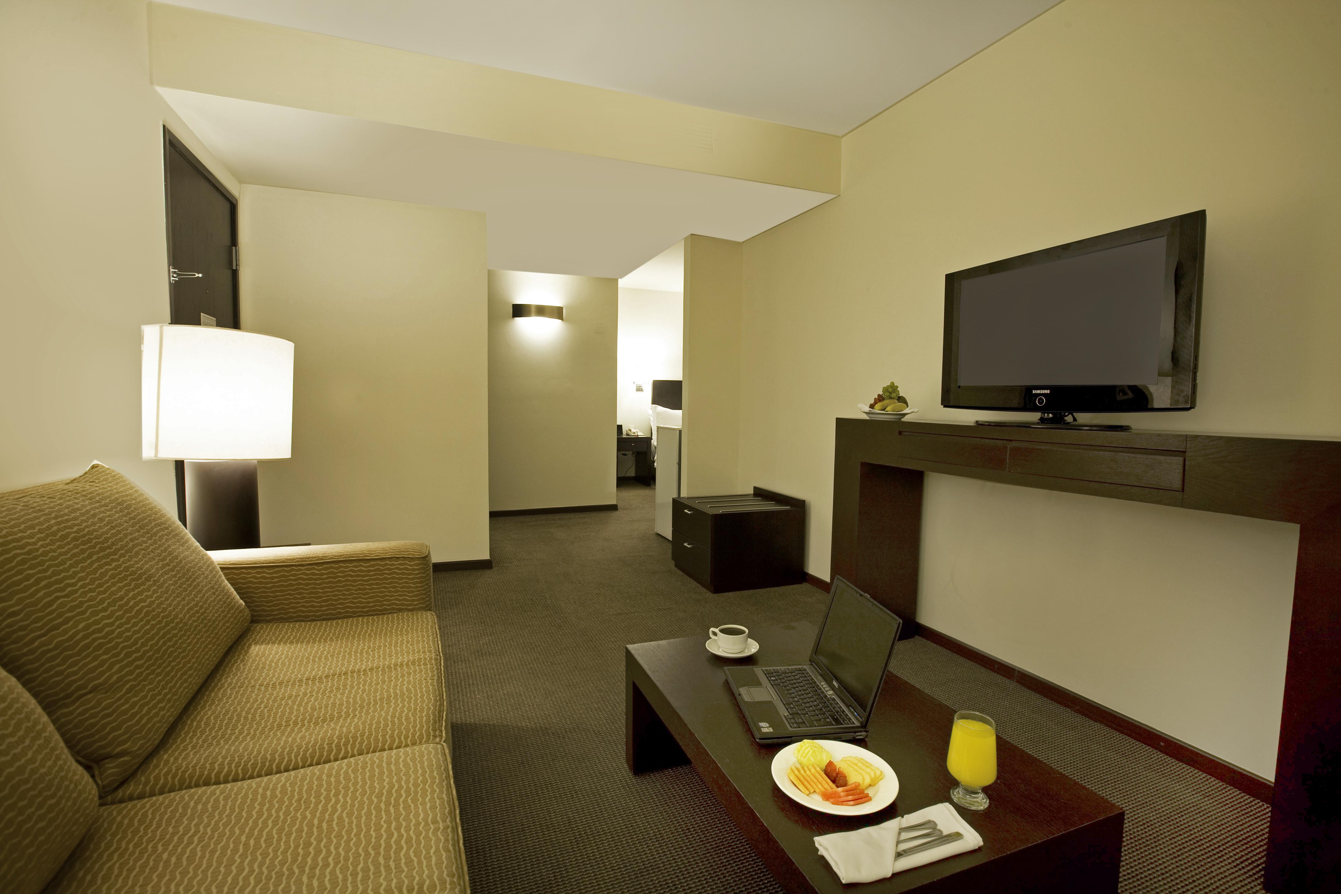 Fiesta Inn Tepic Zimmer foto